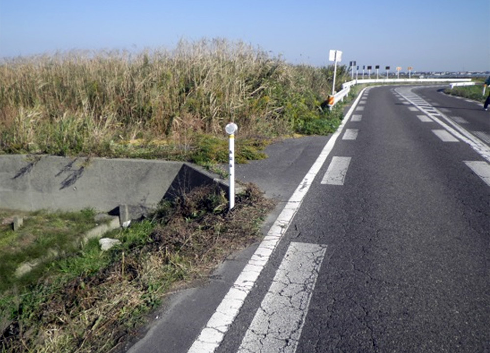 デリネーター(土中式Φ以下)のイメージ画像 デリネーター(土中式Φ以下)のイメージ画像