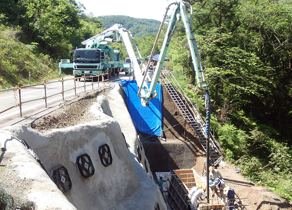 川茂地区 道路拡幅基礎コンクリート工のイメージ画像 川茂地区 道路拡幅基礎コンクリート工のイメージ画像